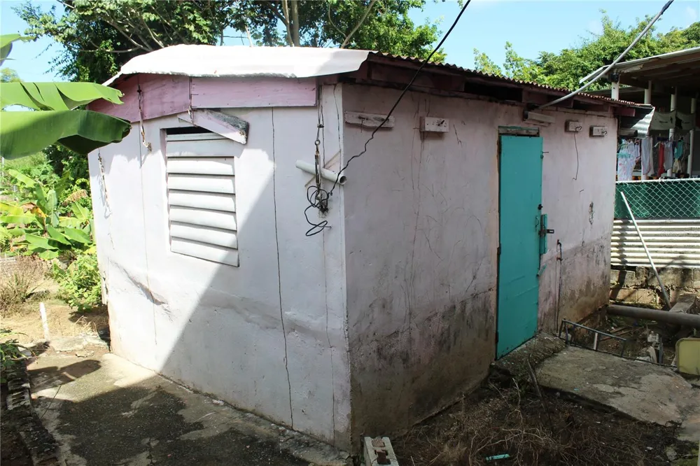 19 CALLE CORAL Vieques, PR 00765
