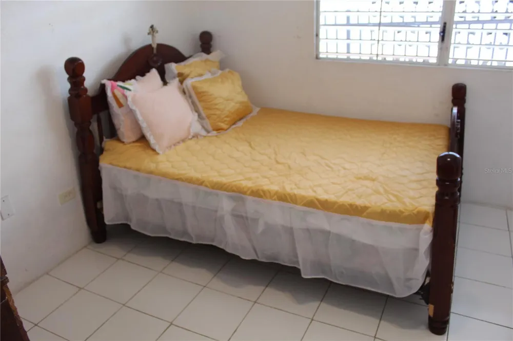 19 CALLE CORAL Vieques, PR 00765