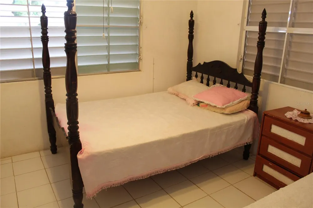 19 CALLE CORAL Vieques, PR 00765