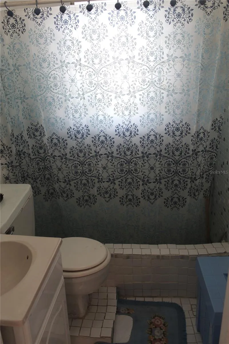 19 CALLE CORAL Vieques, PR 00765