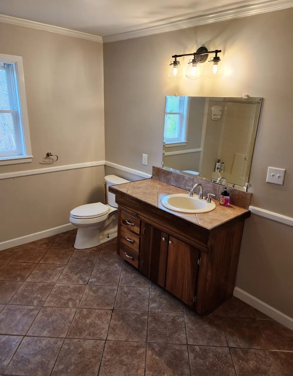 440 Deer Creek Rd Linden, TN 37096