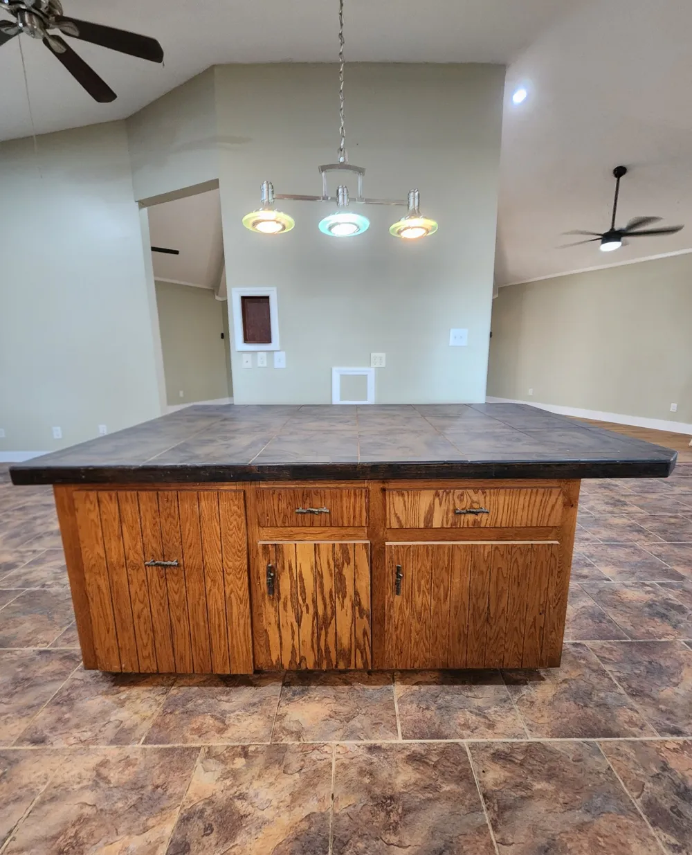 440 Deer Creek Rd Linden, TN 37096