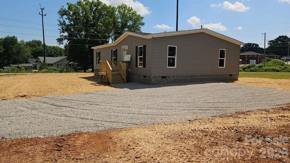 276 Mulberry Street Forest City, NC 28043