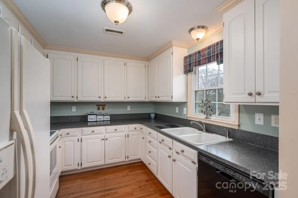 113 Old Stagecoach Road Lawndale, NC 28090