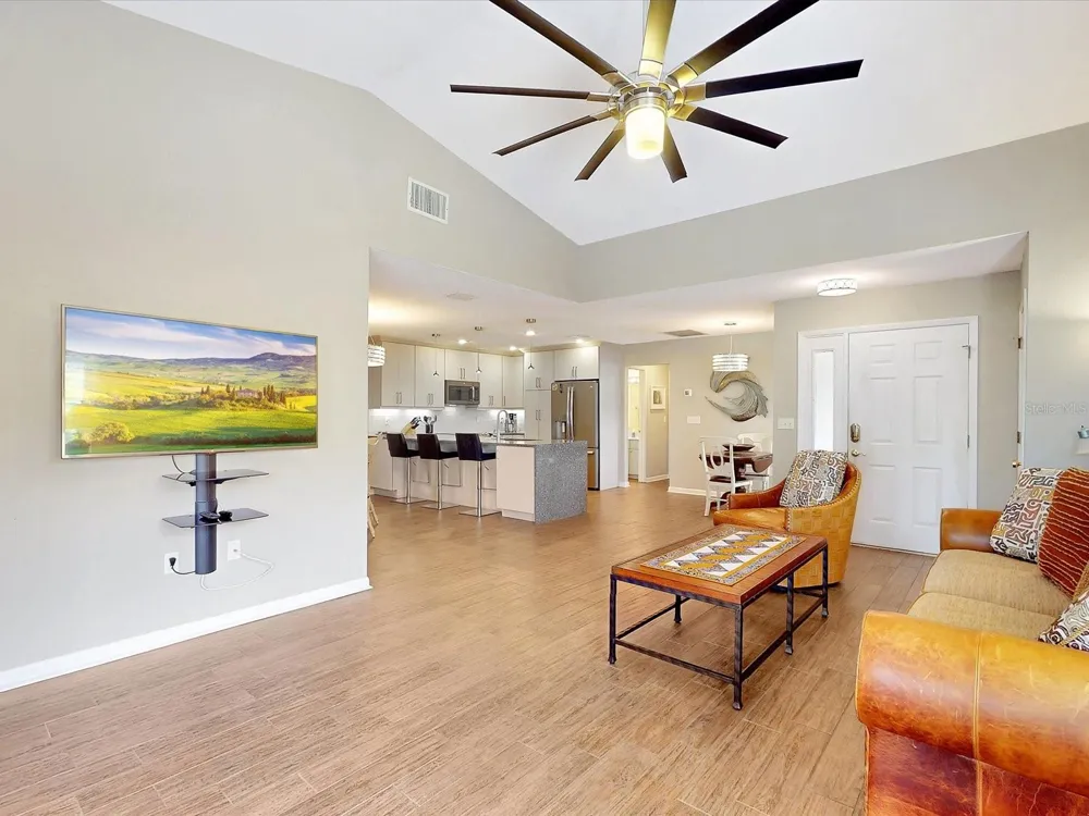 112 COVENTRY LANE Haines City, FL 33844