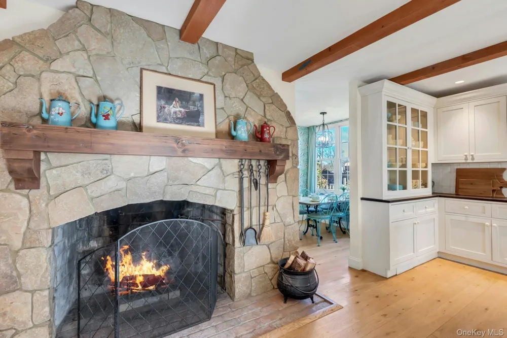 249 Gerritsen Avenue Bayport, NY 11705