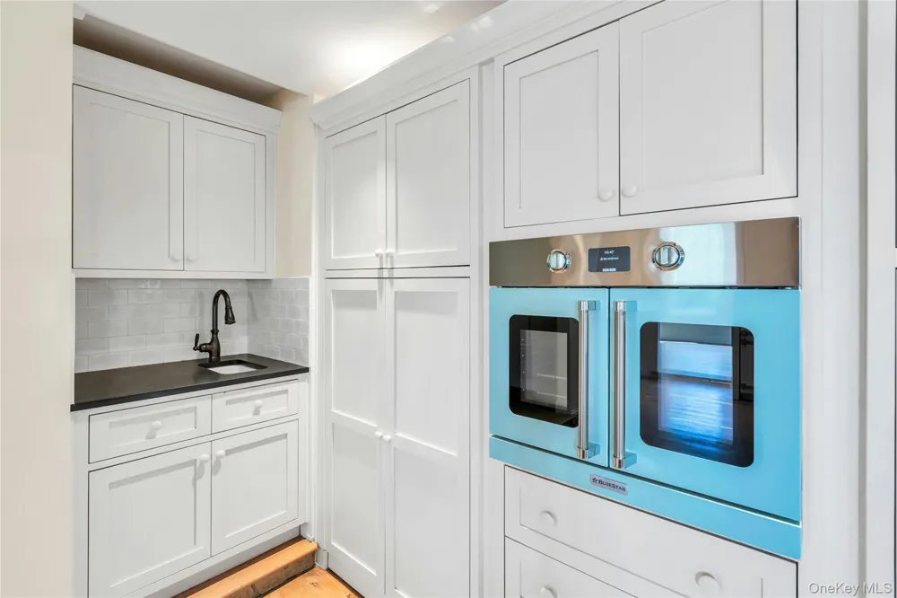 249 Gerritsen Avenue Bayport, NY 11705