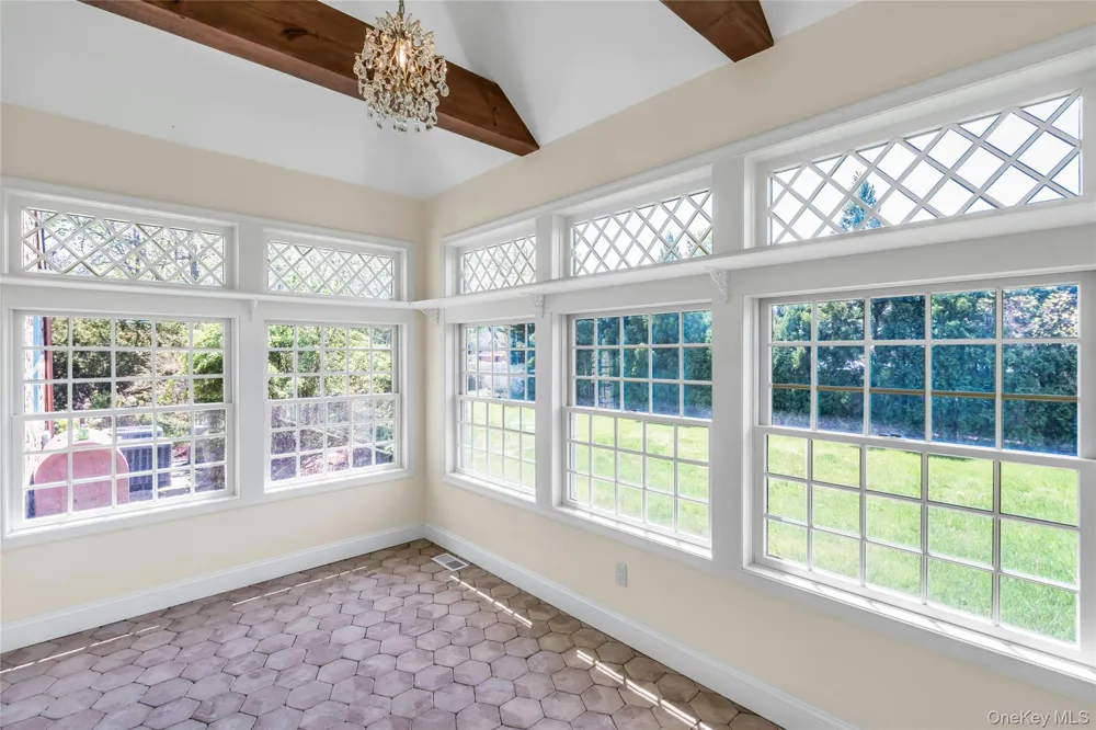 249 Gerritsen Avenue Bayport, NY 11705