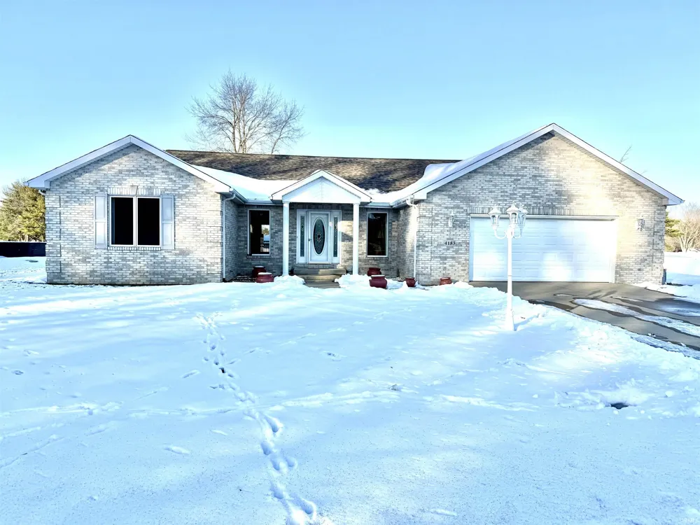 4183 E Arrowhead Road