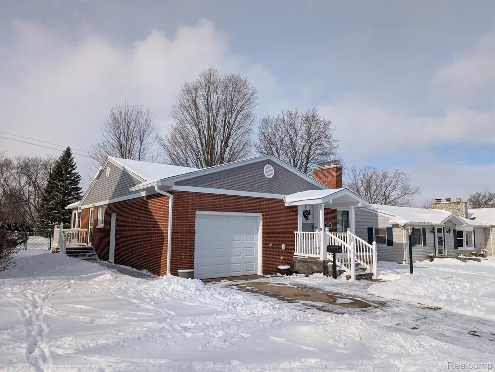 411 Cleveland Street Bad Axe City, MI 48413