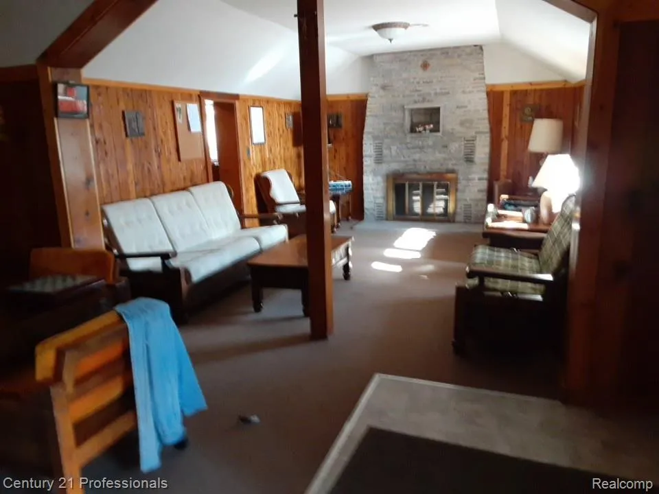 6710 Chippewa Trail Rogers City City, MI 49779