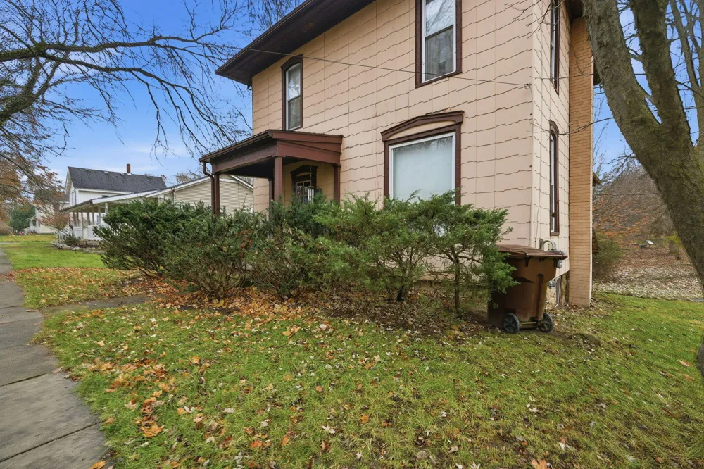 345 Mulberry Street Marshall City, MI 49068