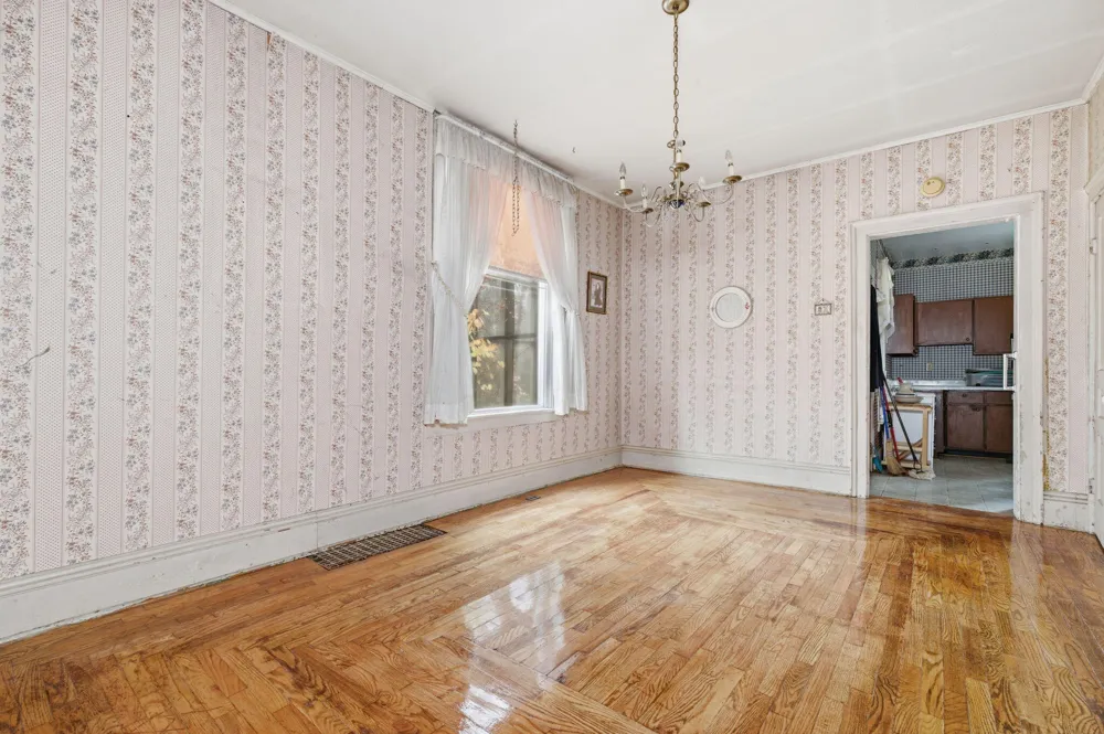 345 Mulberry Street Marshall City, MI 49068