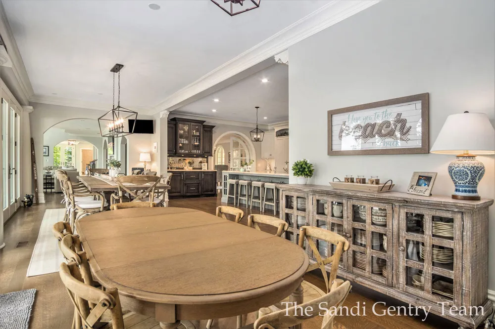 18635 Fruitport Road Spring Lake Township, MI 49456