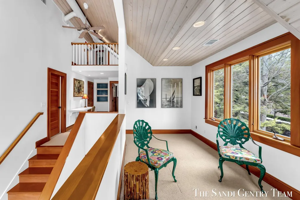 18215 Spindle Drive Grand Haven Charter Township, MI 49417