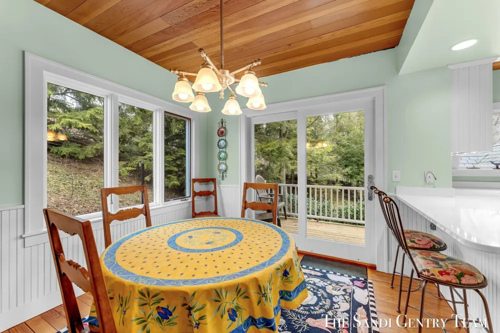 18215 Spindle Drive Grand Haven Charter Township, MI 49417