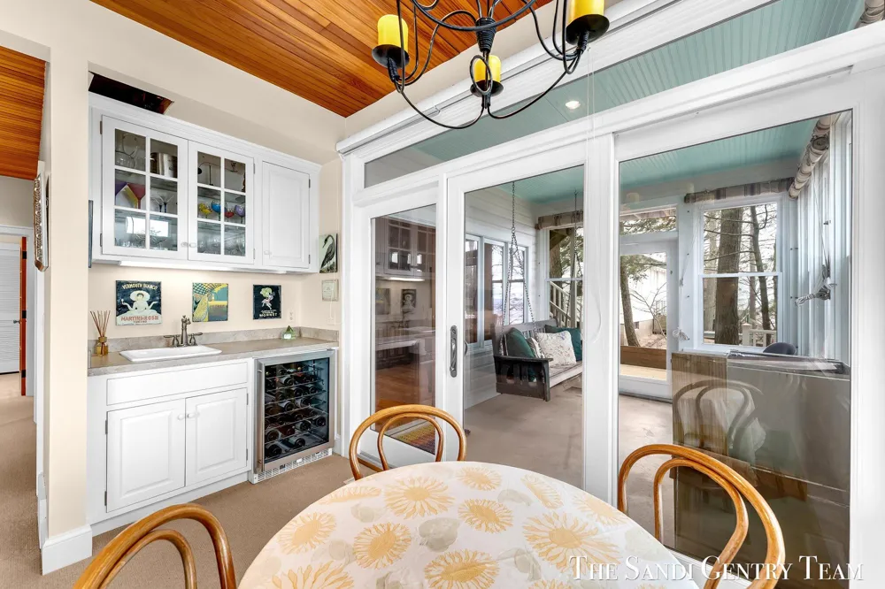 18215 Spindle Drive Grand Haven Charter Township, MI 49417