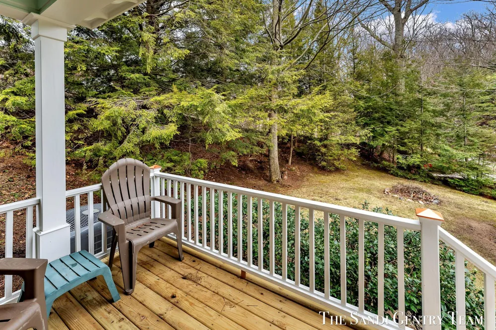 18215 Spindle Drive Grand Haven Charter Township, MI 49417