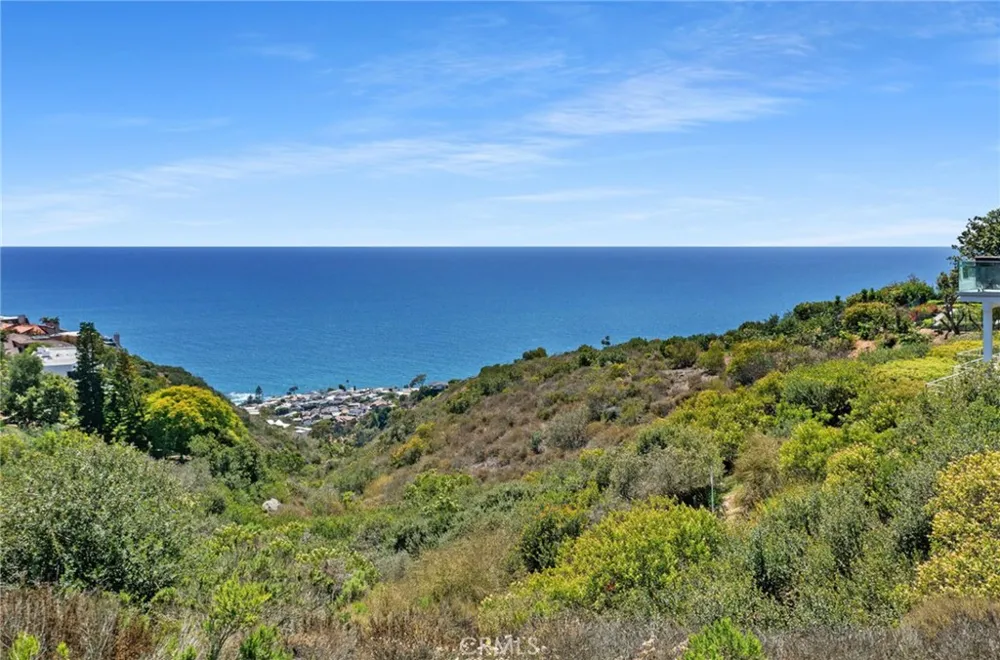 749 Marlin Drive Laguna Beach, CA 92651