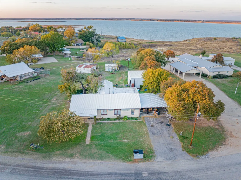10072 County Road 199 Breckenridge, TX 76424