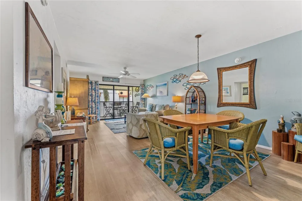 1801 GULF DRIVE #238 Bradenton Beach, FL 34217