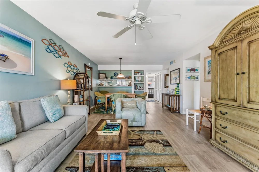 1801 GULF DRIVE #238 Bradenton Beach, FL 34217
