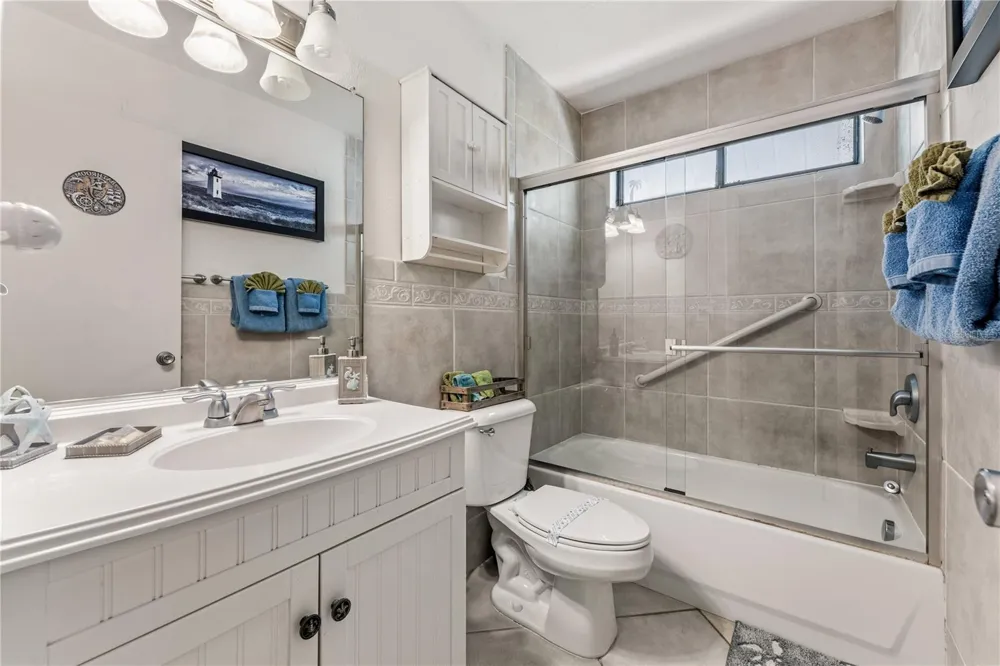 1801 GULF DRIVE #238 Bradenton Beach, FL 34217