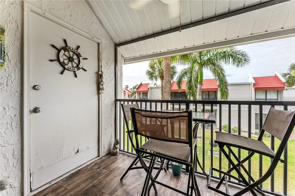 1801 GULF DRIVE #238 Bradenton Beach, FL 34217