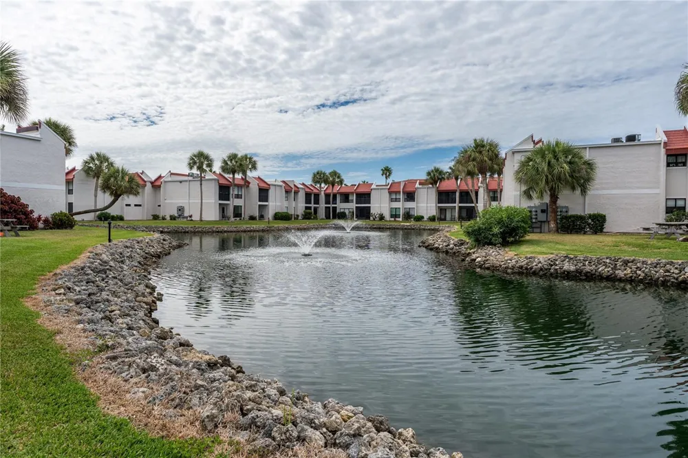 1801 GULF DRIVE #238 Bradenton Beach, FL 34217