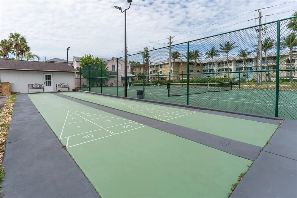 1801 GULF DRIVE #238 Bradenton Beach, FL 34217