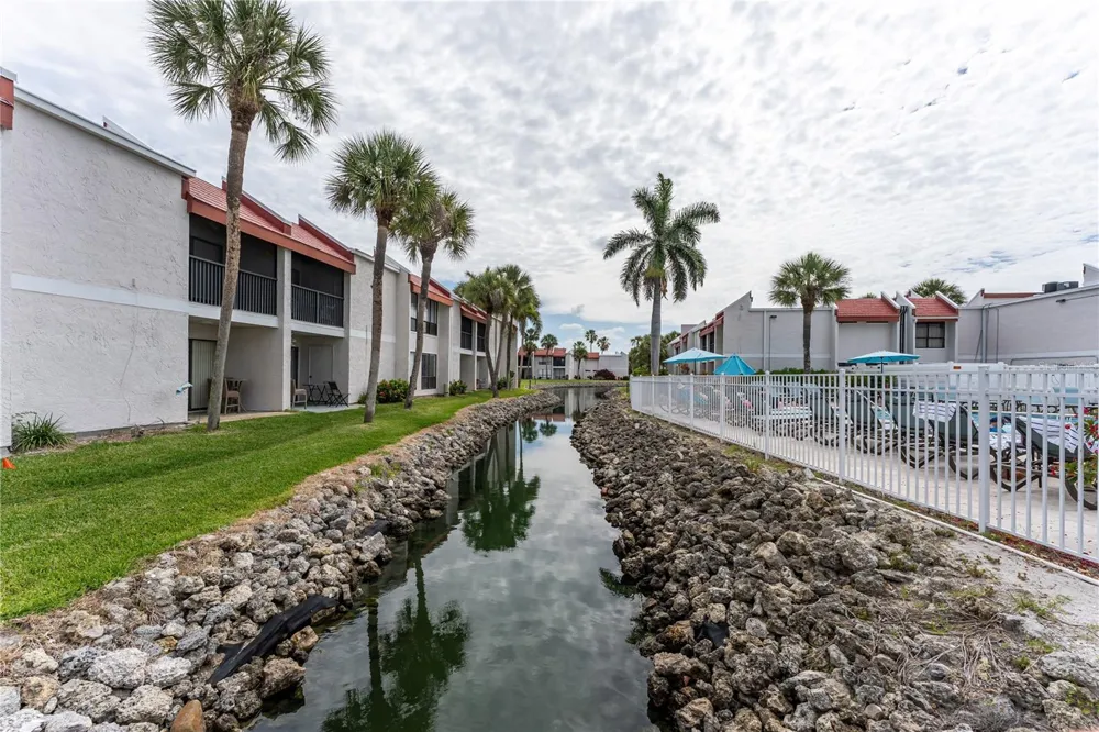 1801 GULF DRIVE #238 Bradenton Beach, FL 34217