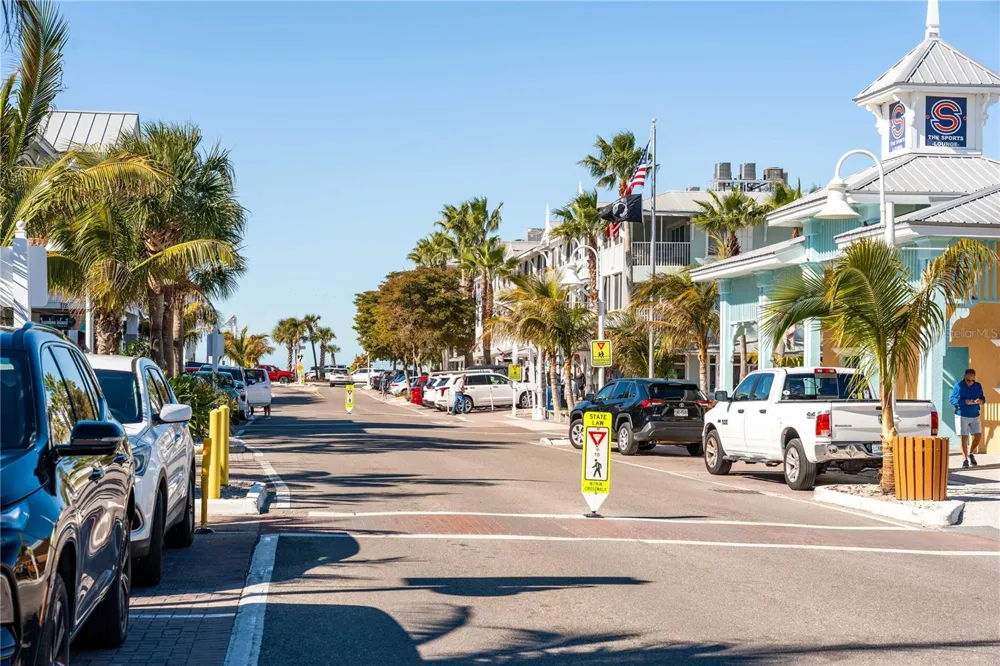 1801 GULF DRIVE #238 Bradenton Beach, FL 34217