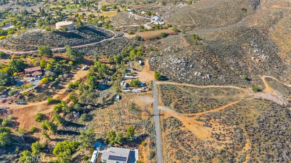Kimes Lane Perris, CA 92570