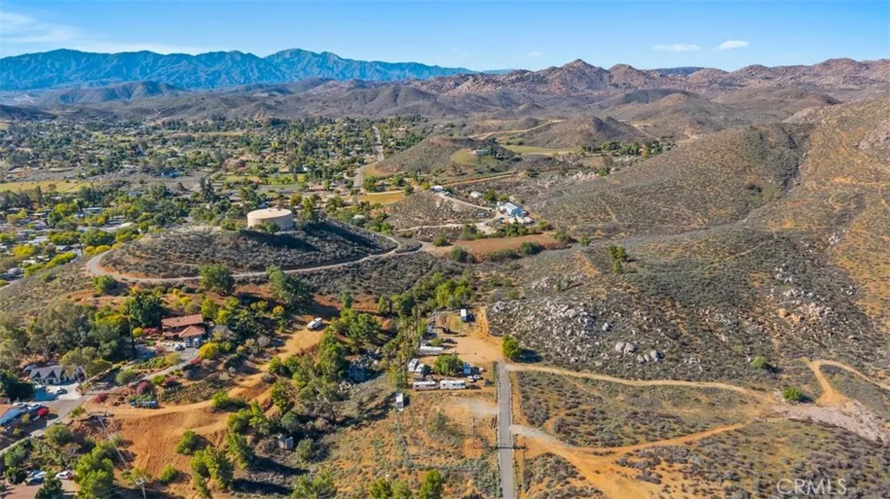 Kimes Lane Perris, CA 92570