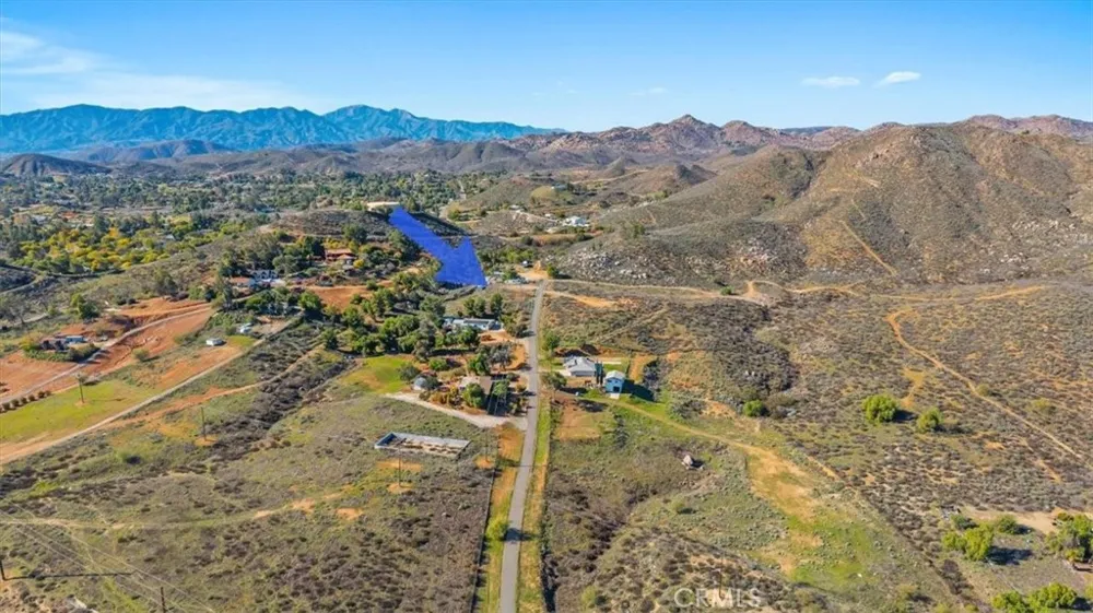 Kimes Lane Perris, CA 92570