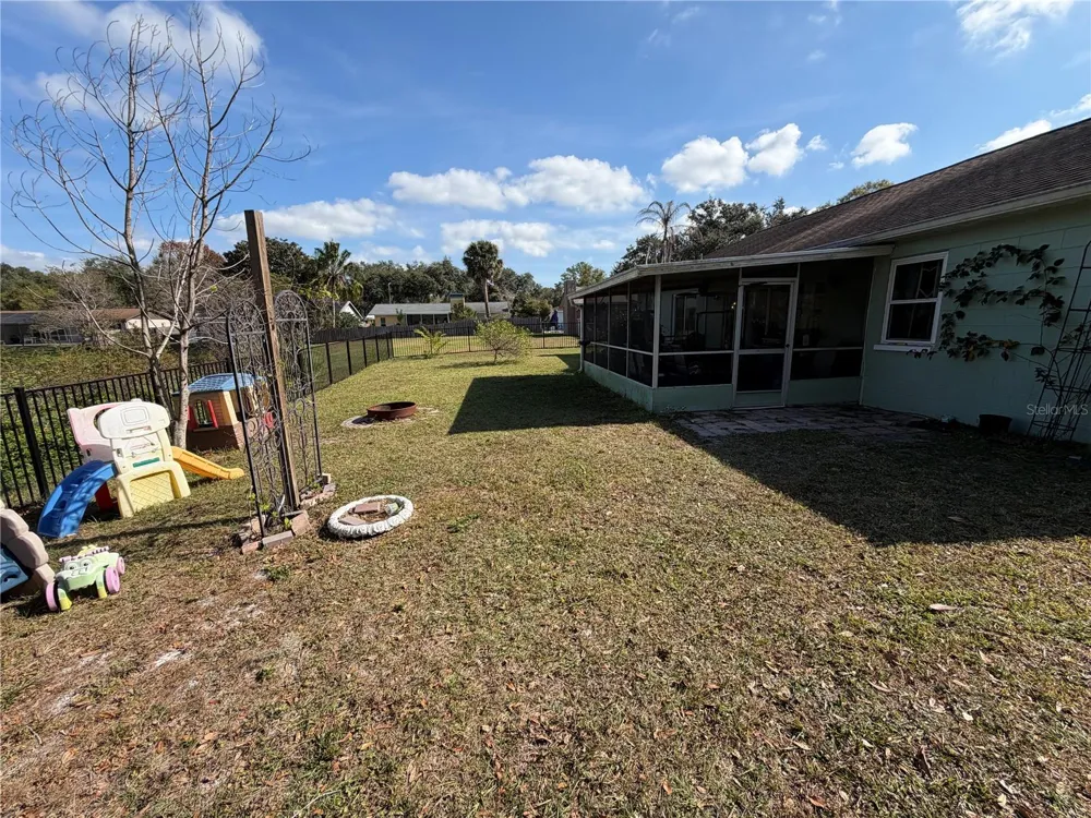17512 BRANDYWINE DRIVE Lutz, FL 33549