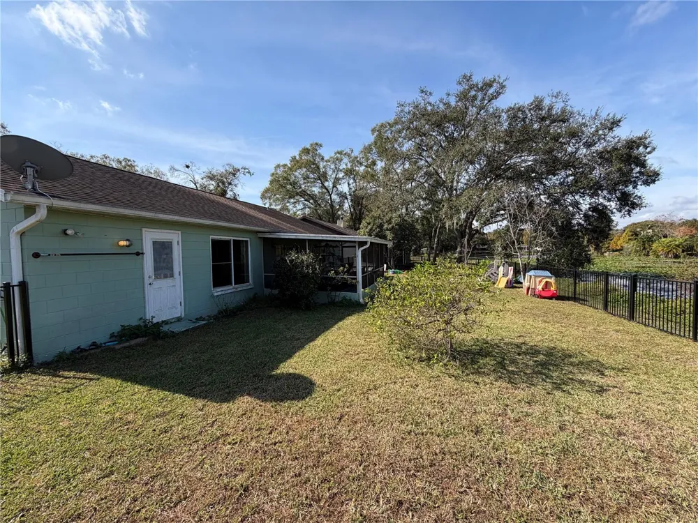17512 BRANDYWINE DRIVE Lutz, FL 33549