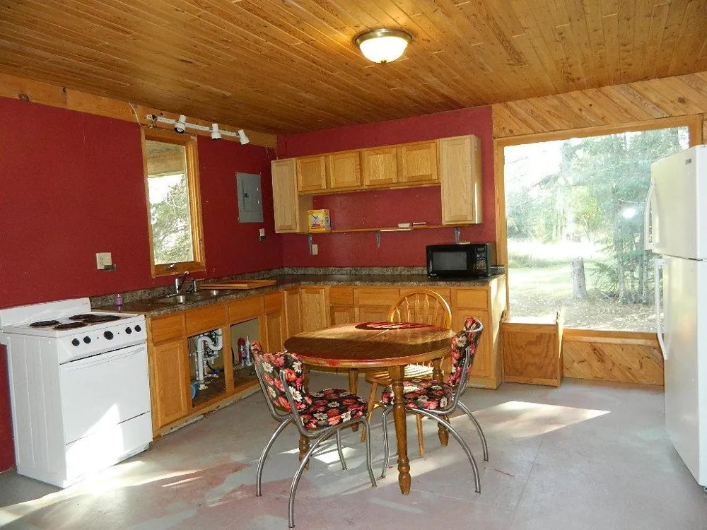9372 County Road 32 W Loman, MN 56654