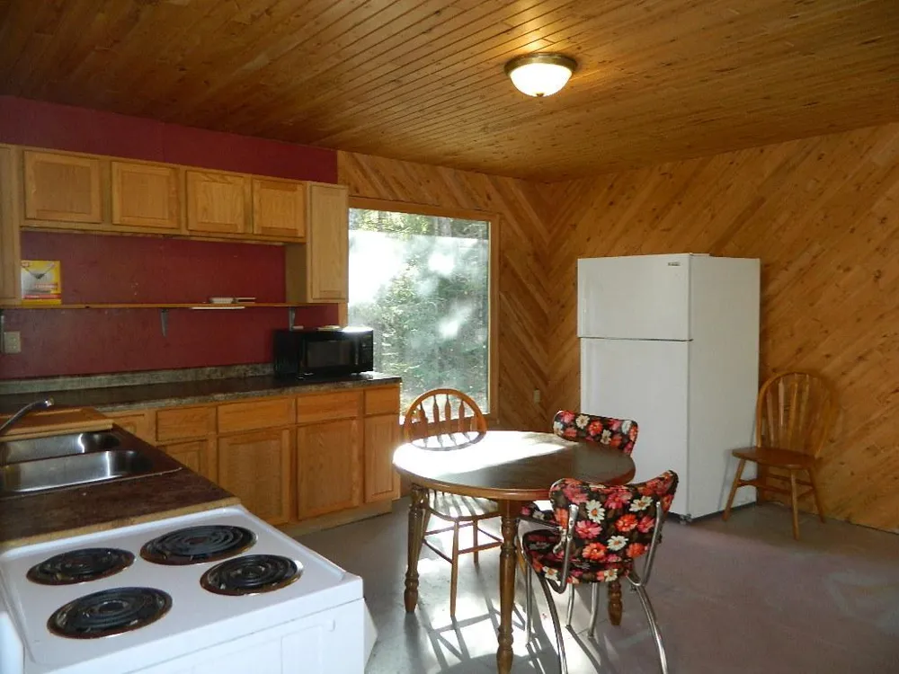 9372 County Road 32 W Loman, MN 56654