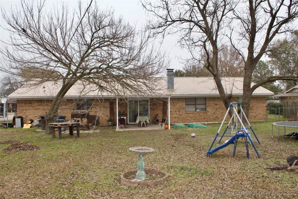107 S Day Coalgate, OK 74538