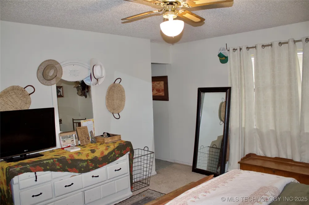 107 S Day Coalgate, OK 74538