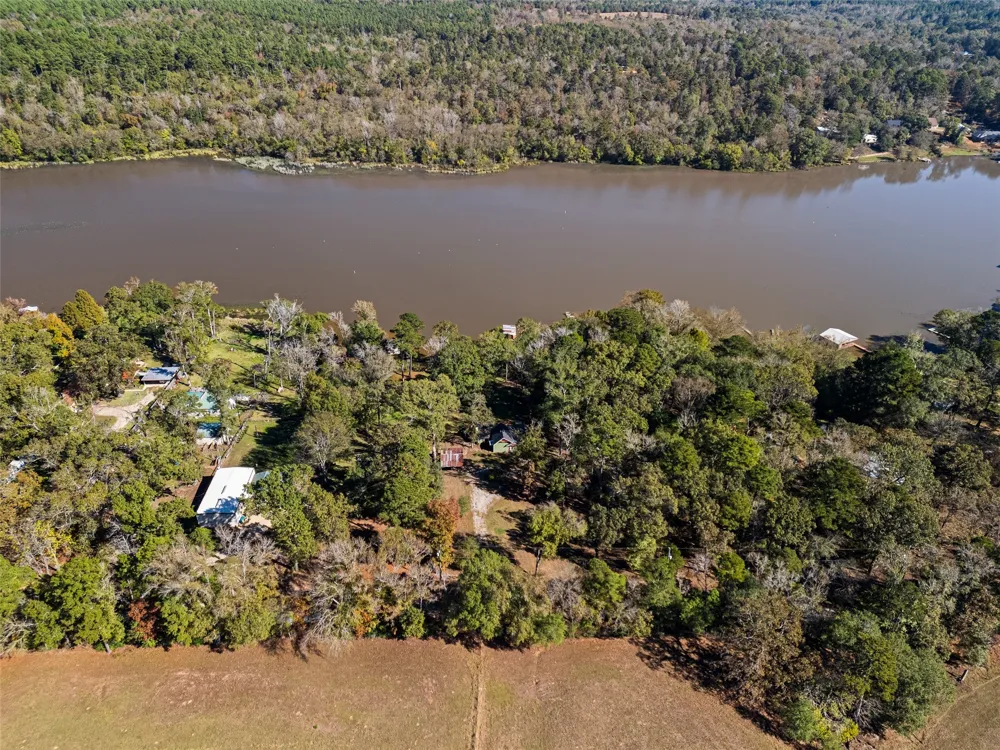 494 Lake Drive Gladewater, TX 75647