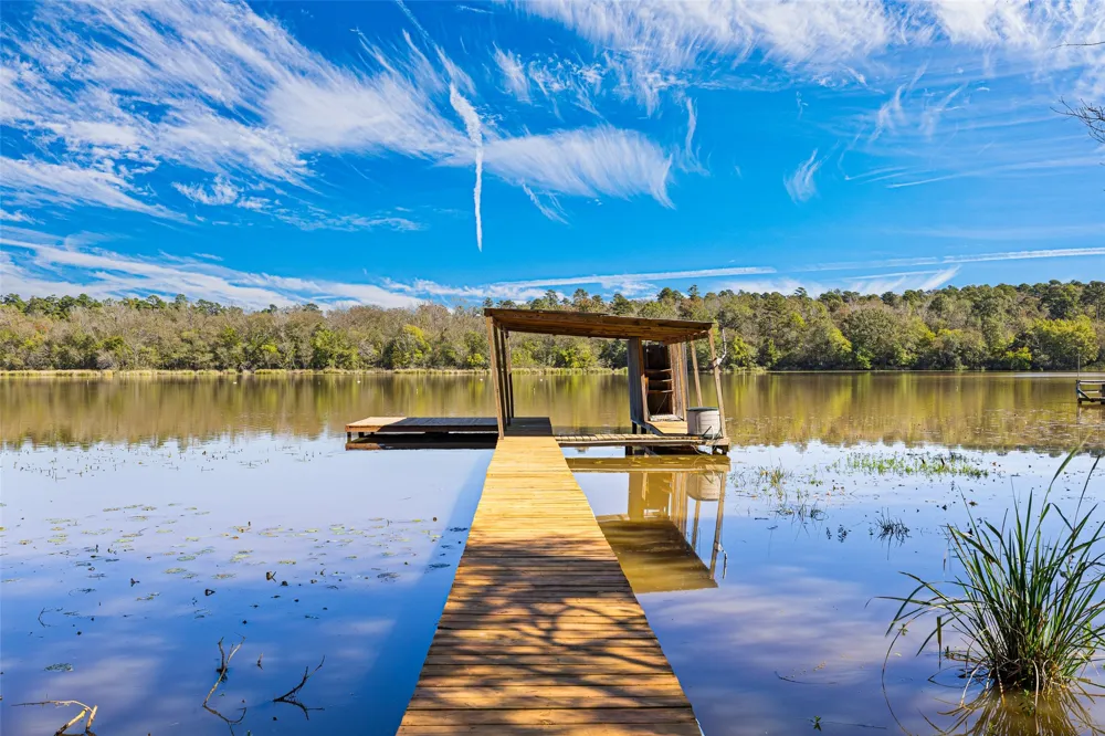 494 Lake Drive Gladewater, TX 75647