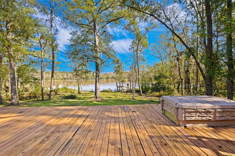 494 Lake Drive Gladewater, TX 75647