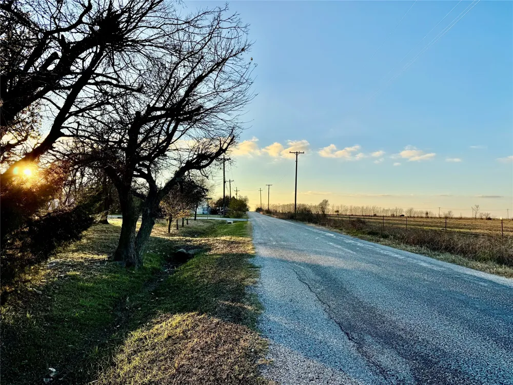 511 Beavers Drive Southmayd, TX 75092