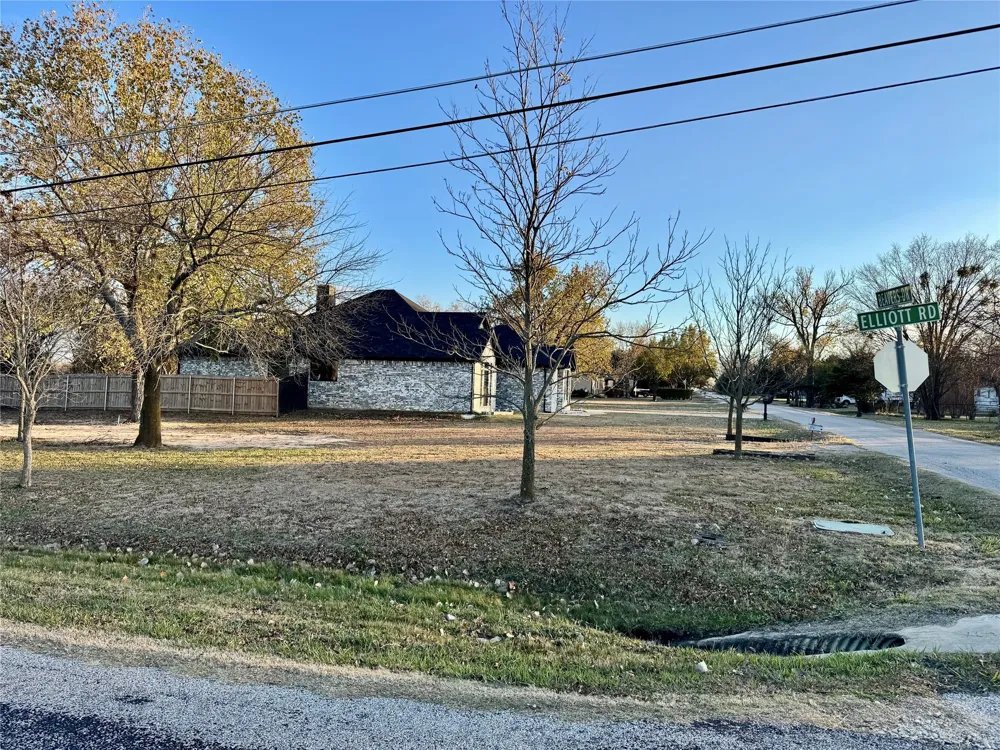 511 Beavers Drive Southmayd, TX 75092