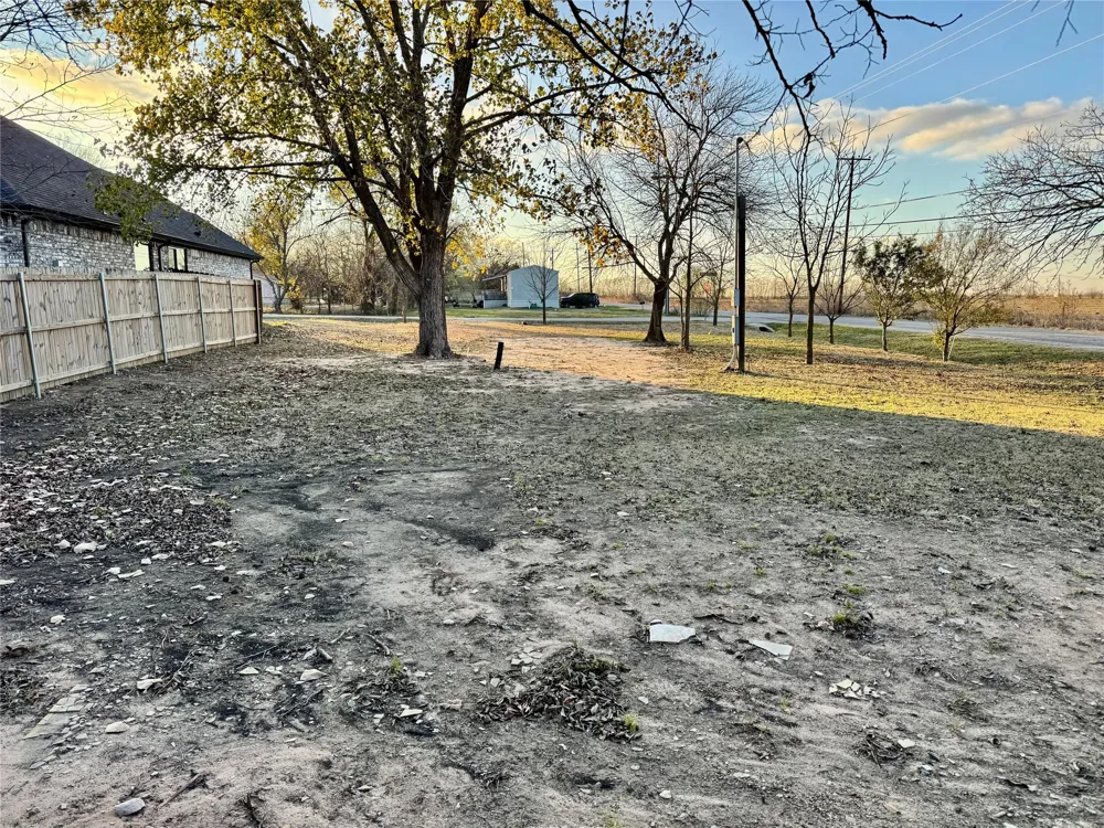 511 Beavers Drive Southmayd, TX 75092