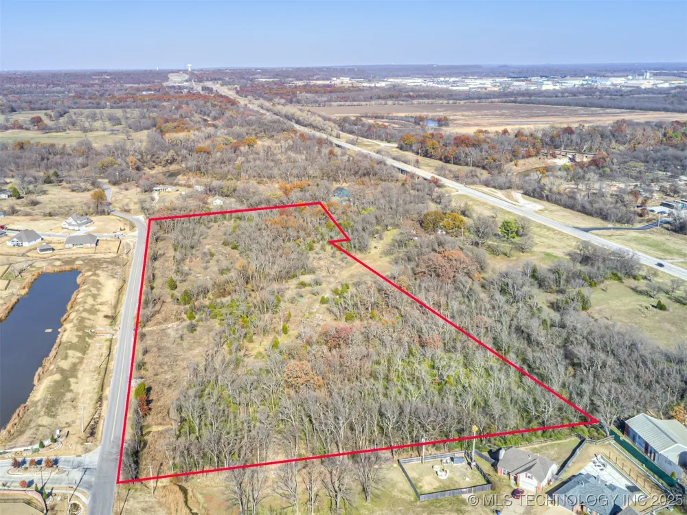 Redbud Drive Catoosa, OK 74015