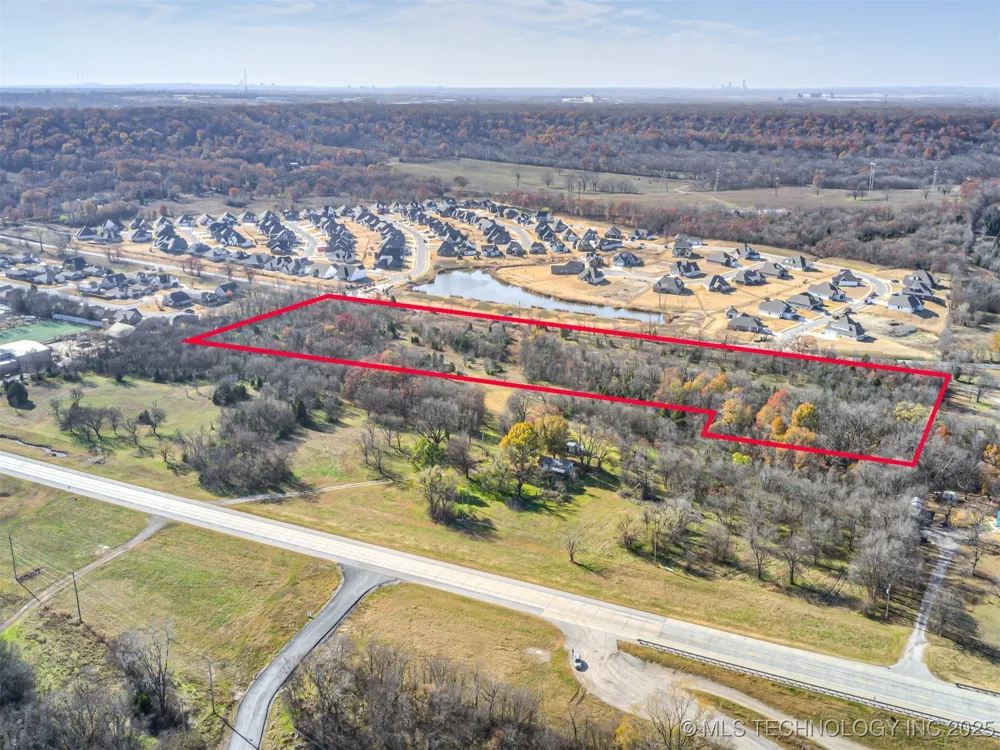 Redbud Drive Catoosa, OK 74015