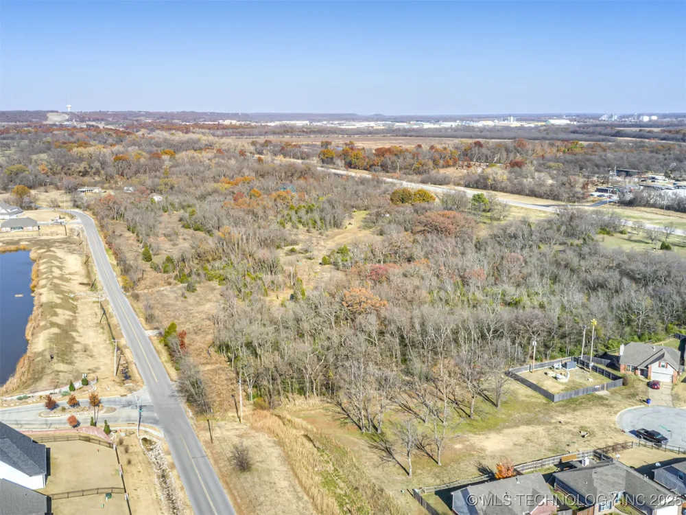 Redbud Drive Catoosa, OK 74015